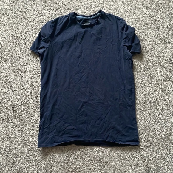 T-Shirt - Picture 1 of 1